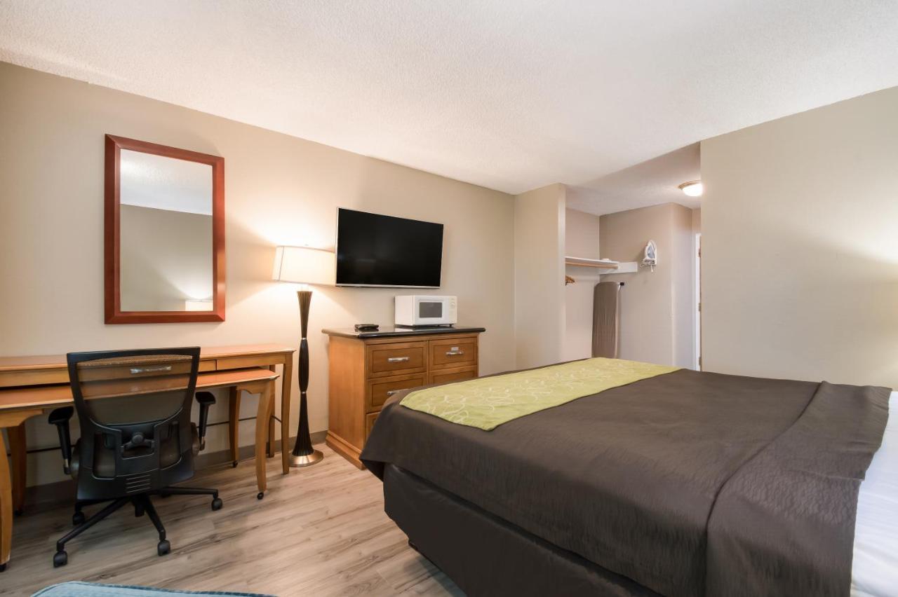 Rodeway Inn & Suites Hwy 217 & 26 W Portland Buitenkant foto